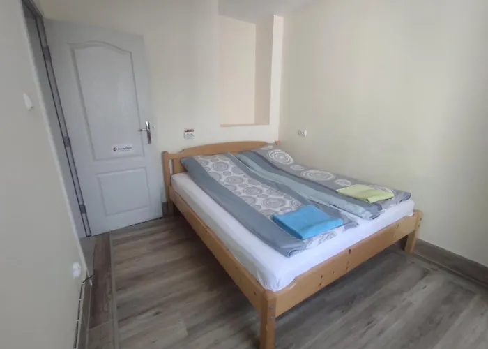 Two-room In The Center *