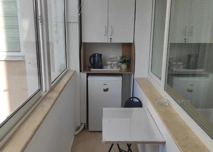 Two-room In The Center 内塞伯尔